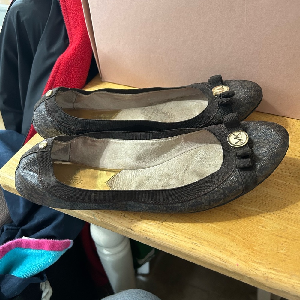 Michael Kors Black Ballet Flats with Rounded Toe